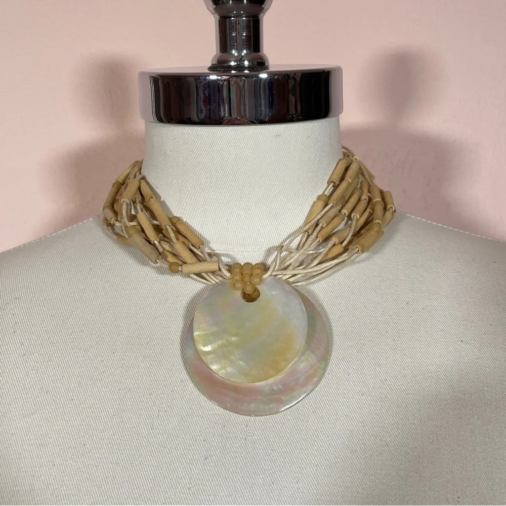 Vintage HAWAIIAN Real SHELL Wood Summer Beach Tropical Mermaid Vacation Necklace
